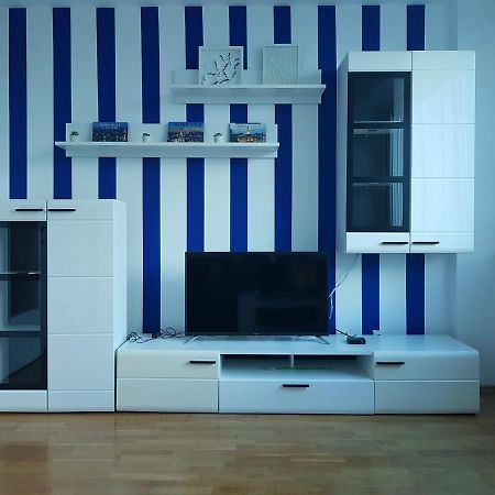 Central Apartment With 24-7 Building Security Novi Sad Eksteriør bilde