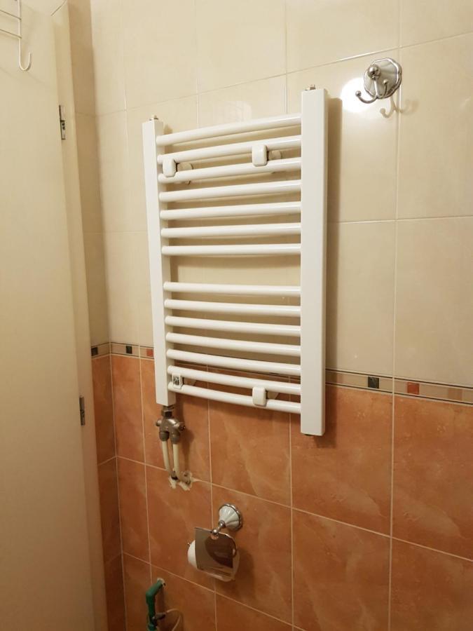 Central Apartment With 24-7 Building Security Novi Sad Eksteriør bilde