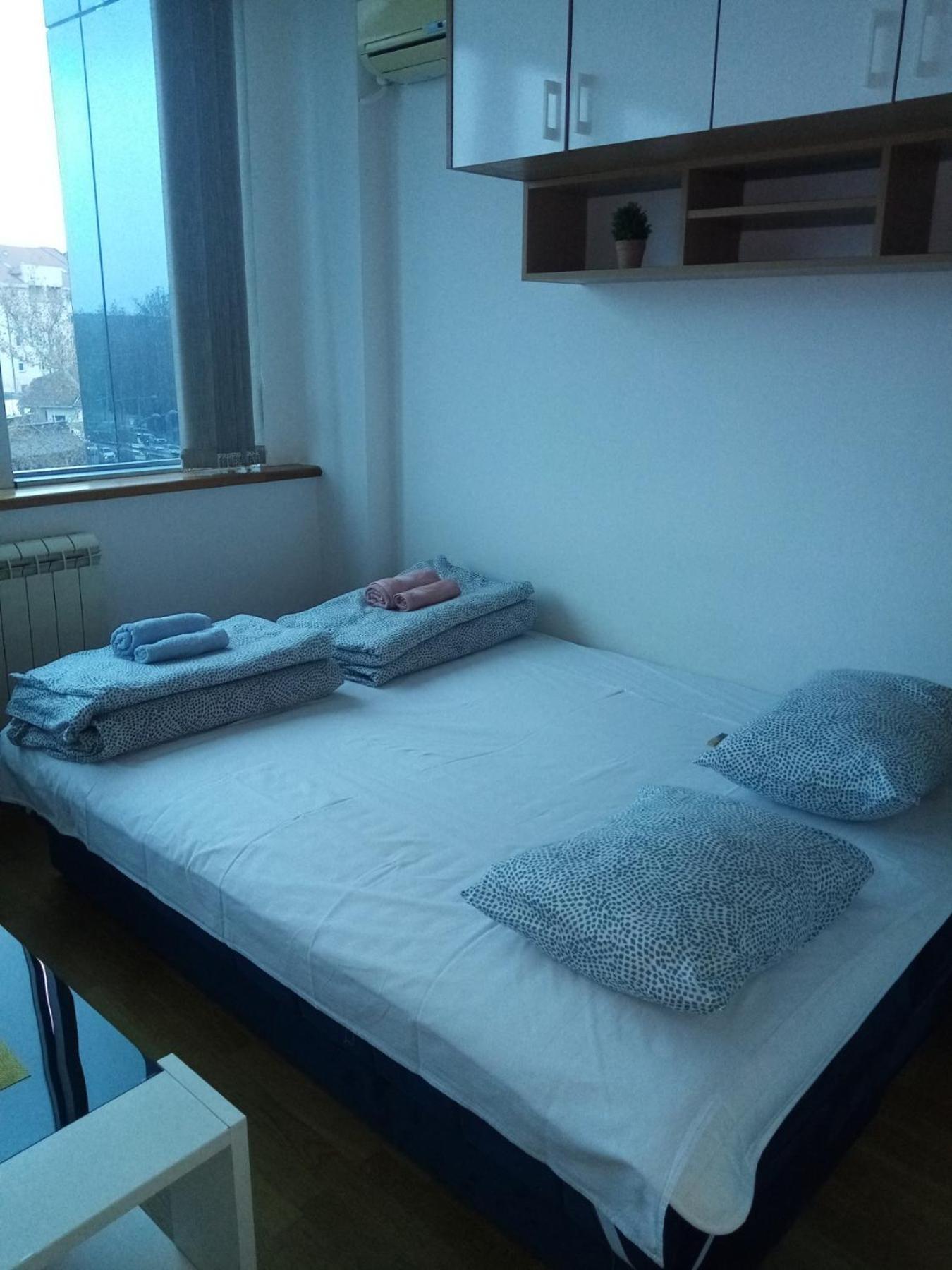 Central Apartment With 24-7 Building Security Novi Sad Eksteriør bilde